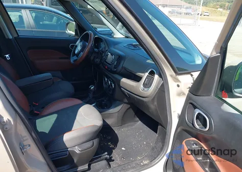 2015 Fiat 500L Trekking z USA, uszkodzony, nr VIN ZFBCFADH9FZ033832